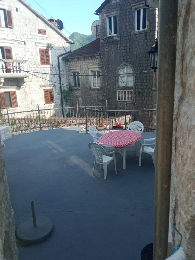 Apartment Rosic Perast Ngoại thất bức ảnh